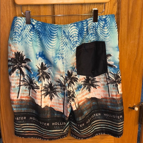 Hollister Men’s Swim Shorts Size 32 - Picture 2 of 4